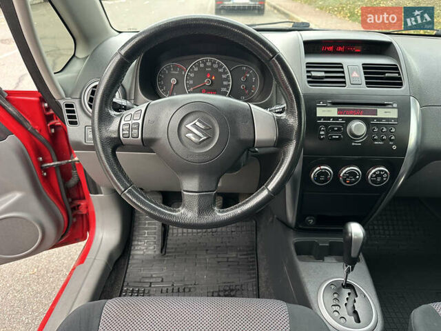 Сузуки СХ4 2008 в Киеве на Automoto.ua Красный Сузуки СХ4, объемом двигателя 1.6 л и пробегом 170 тыс. км за 7550 $, фото 33 на Automoto.ua