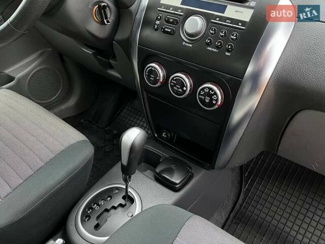 Красный Сузуки СХ4, объемом двигателя 1.6 л и пробегом 101 тыс. км за 7700 $, фото 10 на Automoto.ua