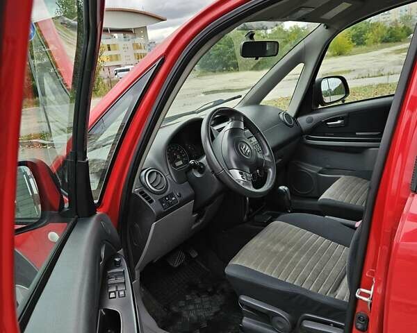 Сузуки СХ4 2008 в Киеве на Automoto.ua Красный Сузуки СХ4, объемом двигателя 1.6 л и пробегом 101 тыс. км за 8100 $, фото 6 на Automoto.ua
