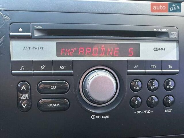 Красный Сузуки СХ4, объемом двигателя 1.6 л и пробегом 183 тыс. км за 6500 $, фото 22 на Automoto.ua