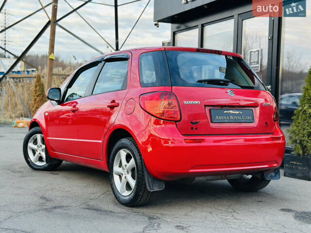 Красный Сузуки СХ4, объемом двигателя 1.6 л и пробегом 180 тыс. км за 7900 $, фото 3 на Automoto.ua