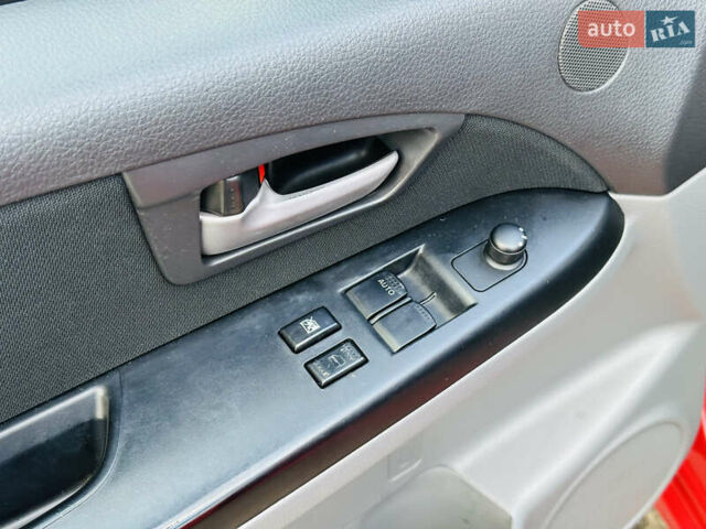 Красный Сузуки СХ4, объемом двигателя 1.6 л и пробегом 180 тыс. км за 7900 $, фото 24 на Automoto.ua