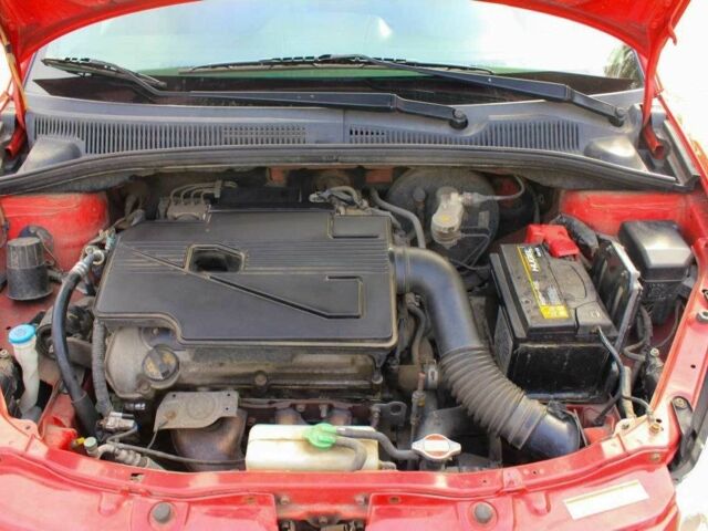 Червоний Сузукі СХ4, об'ємом двигуна 1.6 л та пробігом 200 тис. км за 7000 $, фото 11 на Automoto.ua