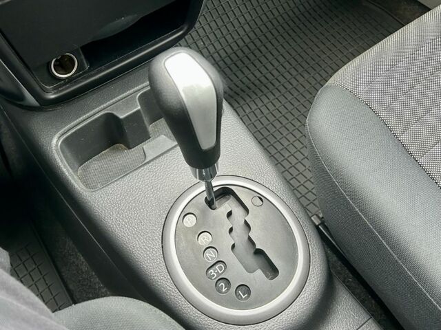 Красный Сузуки СХ4, объемом двигателя 1.6 л и пробегом 239 тыс. км за 7500 $, фото 23 на Automoto.ua