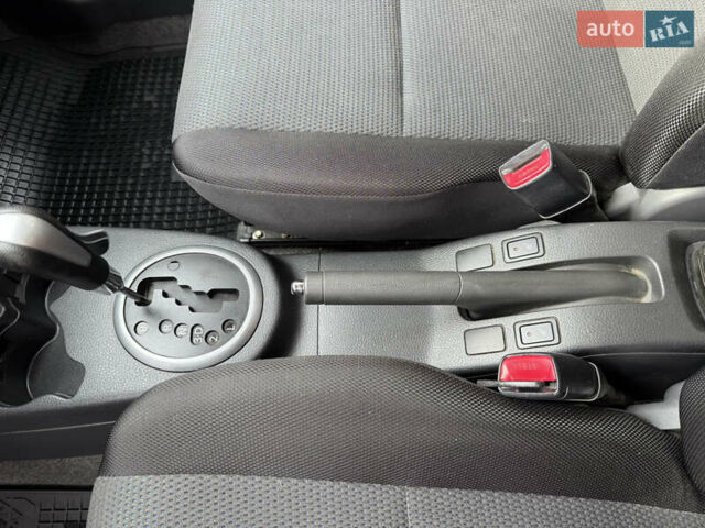 Червоний Сузукі СХ4, об'ємом двигуна 1.6 л та пробігом 181 тис. км за 6200 $, фото 9 на Automoto.ua