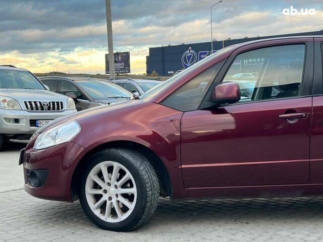Сузукі СХ4 2010 у Львові на Automoto.ua Червоний Сузукі СХ4, об'ємом двигуна 2 л та пробігом 231 тис. км за 5190 $, фото 1 на Automoto.ua