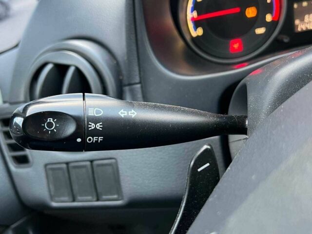 Сузуки СХ4 2010 в Львове на Automoto.ua Красный Сузуки СХ4, объемом двигателя 2 л и пробегом 231 тыс. км за 5190 $, фото 16 на Automoto.ua