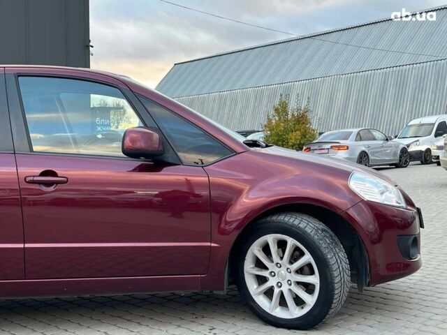 Сузукі СХ4 2010 у Львові на Automoto.ua Червоний Сузукі СХ4, об'ємом двигуна 2 л та пробігом 231 тис. км за 5190 $, фото 8 на Automoto.ua