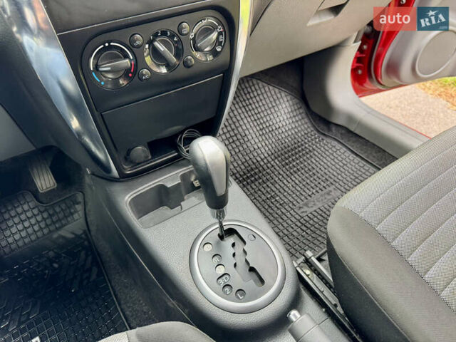 Червоний Сузукі СХ4, об'ємом двигуна 1.6 л та пробігом 166 тис. км за 9000 $, фото 36 на Automoto.ua