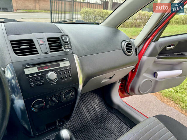 Червоний Сузукі СХ4, об'ємом двигуна 1.6 л та пробігом 166 тис. км за 9000 $, фото 44 на Automoto.ua