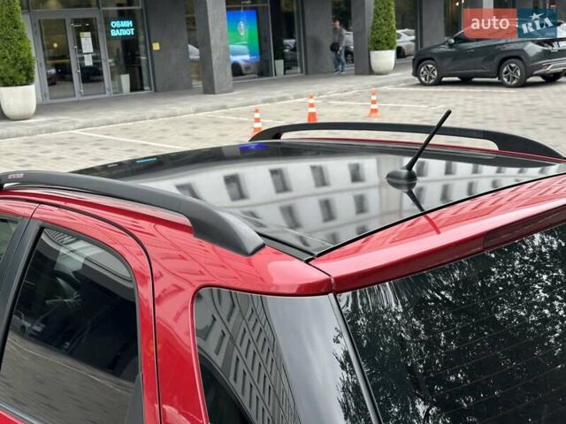 Червоний Сузукі СХ4, об'ємом двигуна 2 л та пробігом 200 тис. км за 9500 $, фото 8 на Automoto.ua