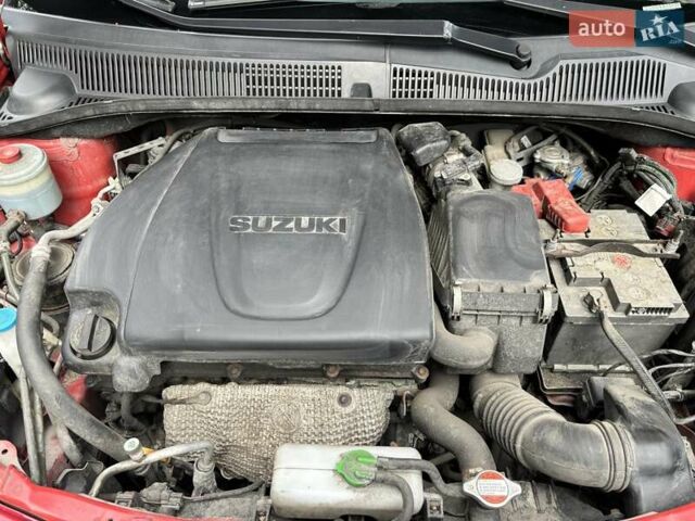 Червоний Сузукі СХ4, об'ємом двигуна 2 л та пробігом 300 тис. км за 10000 $, фото 8 на Automoto.ua