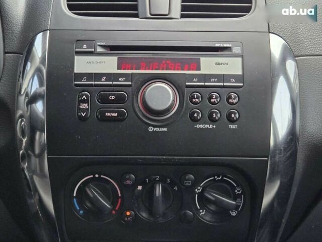 Червоний Сузукі СХ4, об'ємом двигуна 1.6 л та пробігом 167 тис. км за 10900 $, фото 21 на Automoto.ua