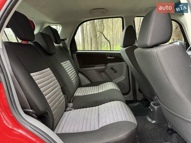 Красный Сузуки СХ4, объемом двигателя 1.6 л и пробегом 167 тыс. км за 10750 $, фото 27 на Automoto.ua