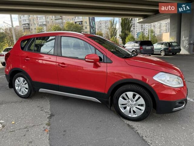 Сузуки СХ4 2015 в Киеве на Automoto.ua Красный Сузуки СХ4, объемом двигателя 1.59 л и пробегом 45 тыс. км за 14500 $, фото 13 на Automoto.ua
