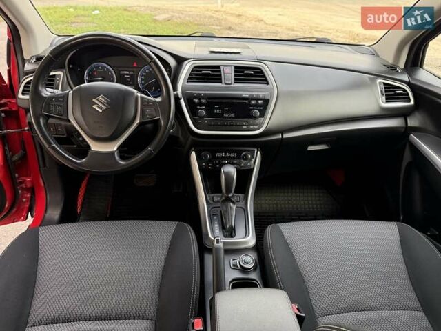 Сузуки СХ4 2015 в Киеве на Automoto.ua Красный Сузуки СХ4, объемом двигателя 1.59 л и пробегом 45 тыс. км за 14500 $, фото 26 на Automoto.ua