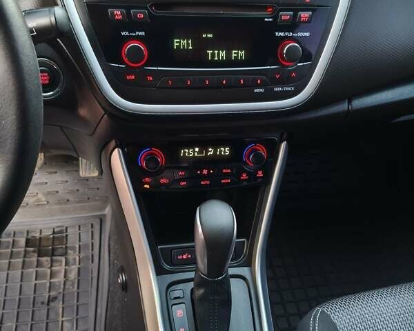 Красный Сузуки СХ4, объемом двигателя 1.59 л и пробегом 28 тыс. км за 15300 $, фото 10 на Automoto.ua