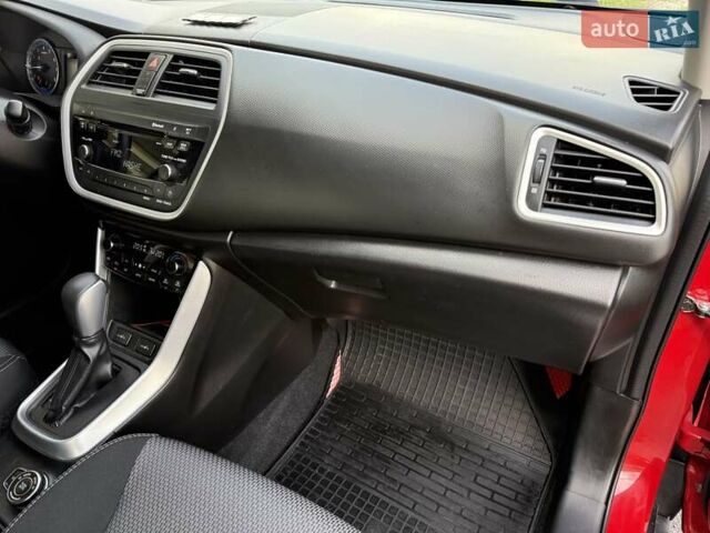 Сузуки СХ4 2015 в Киеве на Automoto.ua Красный Сузуки СХ4, объемом двигателя 1.59 л и пробегом 45 тыс. км за 14500 $, фото 28 на Automoto.ua