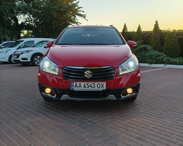 Красный Сузуки СХ4, объемом двигателя 1.59 л и пробегом 28 тыс. км за 15300 $, фото 1 на Automoto.ua