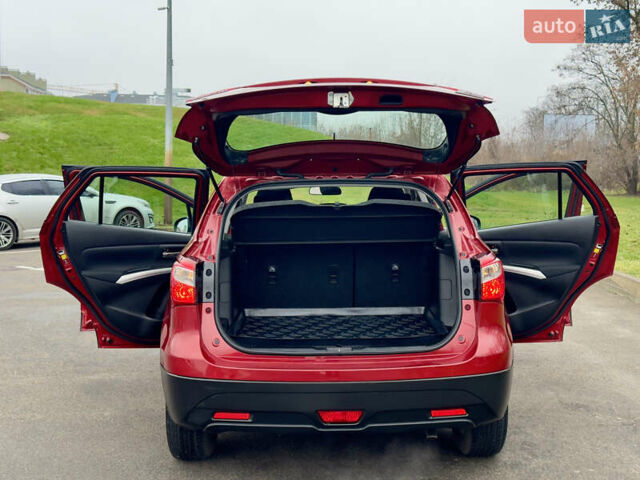 Красный Сузуки СХ4, объемом двигателя 1.6 л и пробегом 45 тыс. км за 15900 $, фото 16 на Automoto.ua