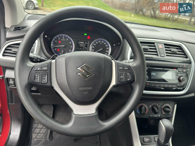 Красный Сузуки СХ4, объемом двигателя 1.6 л и пробегом 45 тыс. км за 15900 $, фото 36 на Automoto.ua