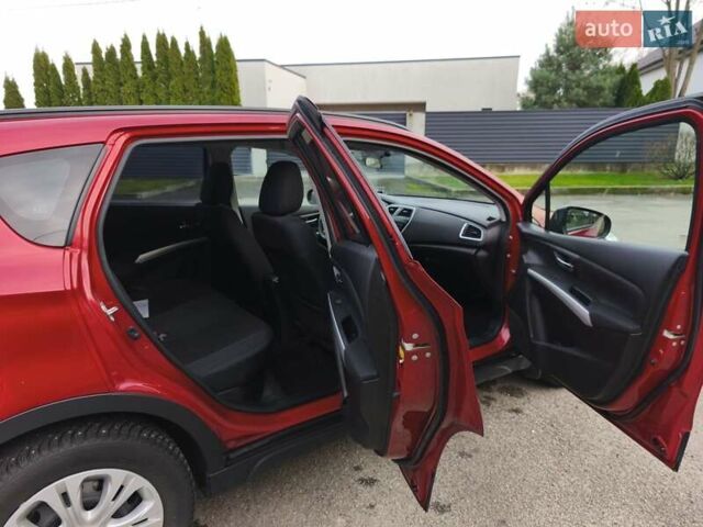 Красный Сузуки СХ4, объемом двигателя 1.59 л и пробегом 109 тыс. км за 15500 $, фото 6 на Automoto.ua