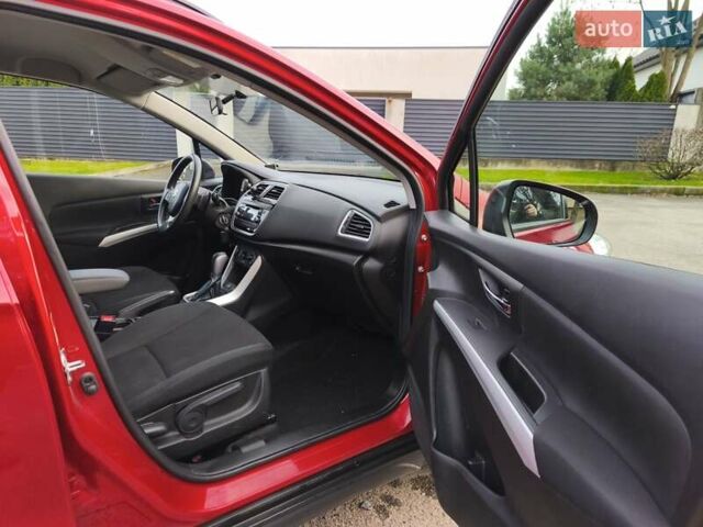 Красный Сузуки СХ4, объемом двигателя 1.59 л и пробегом 109 тыс. км за 15500 $, фото 4 на Automoto.ua