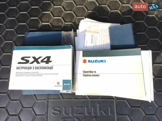 Красный Сузуки СХ4, объемом двигателя 1.59 л и пробегом 109 тыс. км за 15500 $, фото 5 на Automoto.ua