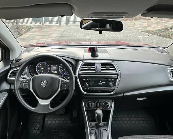 Красный Сузуки СХ4, объемом двигателя 1.59 л и пробегом 28 тыс. км за 17399 $, фото 34 на Automoto.ua