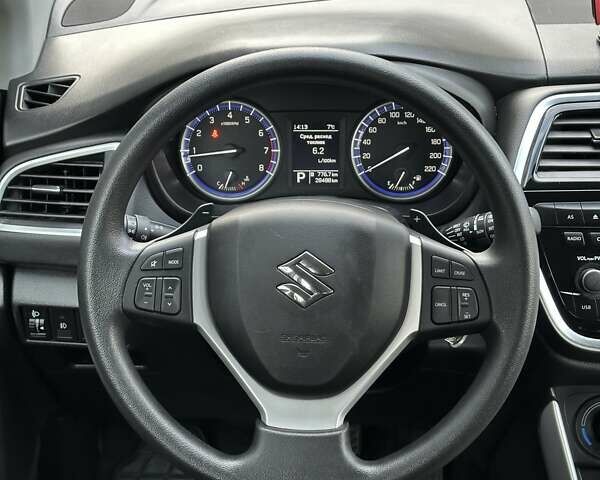 Красный Сузуки СХ4, объемом двигателя 1.59 л и пробегом 28 тыс. км за 17399 $, фото 45 на Automoto.ua