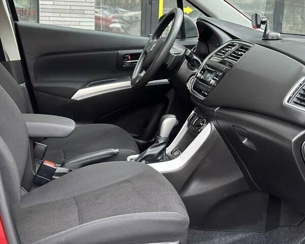 Красный Сузуки СХ4, объемом двигателя 1.59 л и пробегом 28 тыс. км за 17399 $, фото 57 на Automoto.ua