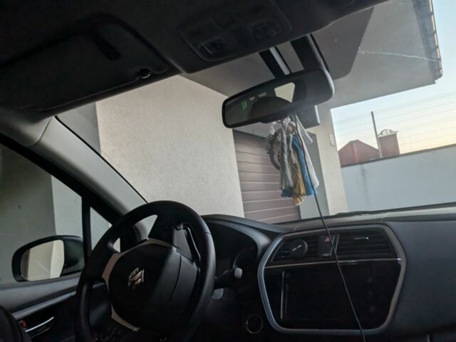 Червоний Сузукі СХ4, об'ємом двигуна 1.4 л та пробігом 25 тис. км за 20500 $, фото 7 на Automoto.ua