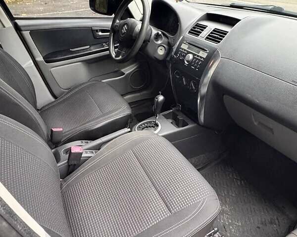 Сузуки СХ4, объемом двигателя 1.6 л и пробегом 221 тыс. км за 7200 $, фото 7 на Automoto.ua