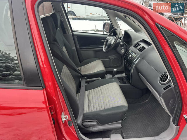 Сузуки СХ4, объемом двигателя 1.6 л и пробегом 162 тыс. км за 6450 $, фото 4 на Automoto.ua