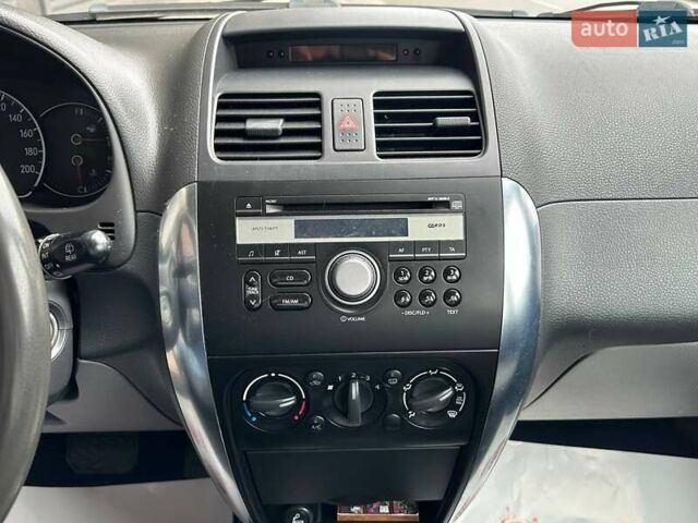 Сузукі СХ4, об'ємом двигуна 0 л та пробігом 280 тис. км за 7300 $, фото 9 на Automoto.ua