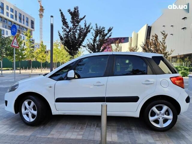 Сузуки СХ4, объемом двигателя 0 л и пробегом 192 тыс. км за 5990 $, фото 8 на Automoto.ua