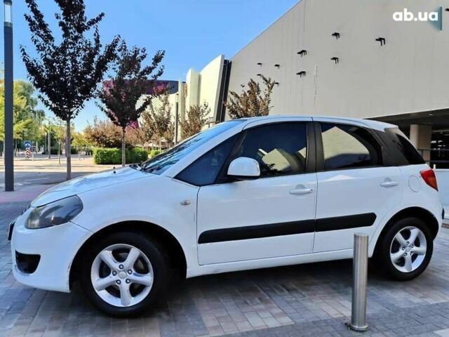 Сузуки СХ4, объемом двигателя 0 л и пробегом 192 тыс. км за 5990 $, фото 7 на Automoto.ua