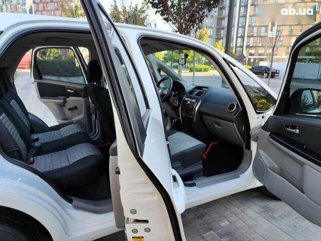 Сузуки СХ4, объемом двигателя 0 л и пробегом 192 тыс. км за 5990 $, фото 27 на Automoto.ua