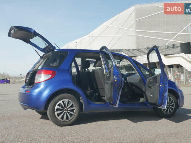 Сузуки СХ4, объемом двигателя 2 л и пробегом 186 тыс. км за 8000 $, фото 1 на Automoto.ua