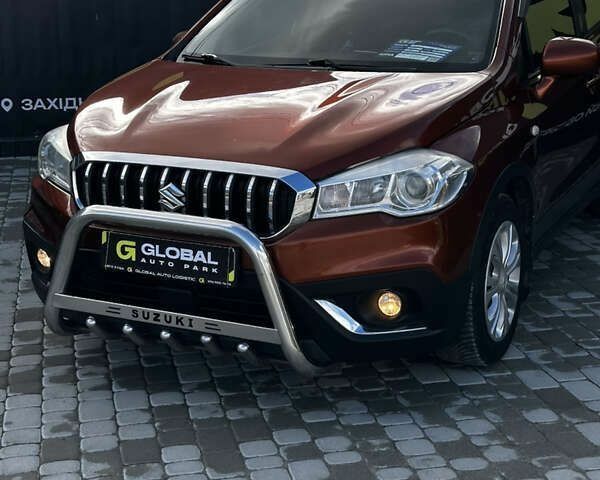 Сузуки СХ4, объемом двигателя 0 л и пробегом 144 тыс. км за 15500 $, фото 4 на Automoto.ua