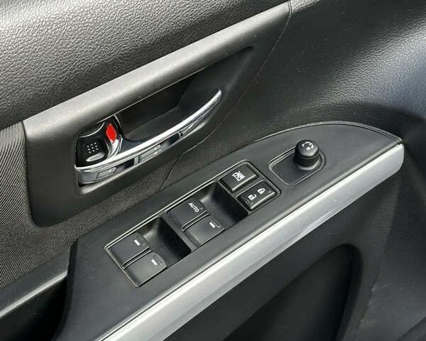 Сузуки СХ4, объемом двигателя 0 л и пробегом 144 тыс. км за 15500 $, фото 6 на Automoto.ua