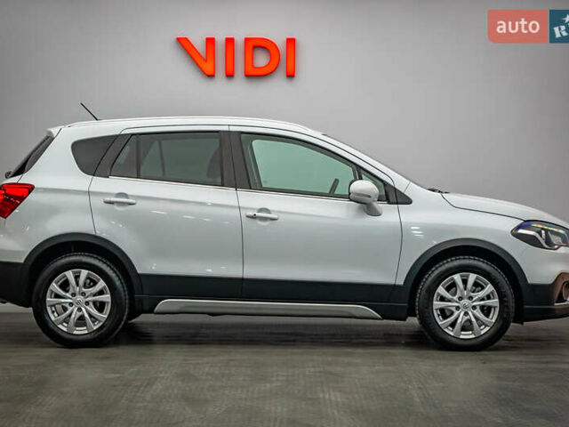 Сузуки СХ4, объемом двигателя 1.6 л и пробегом 128 тыс. км за 16464 $, фото 3 на Automoto.ua