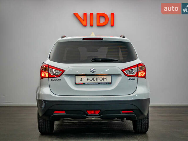 Сузукі СХ4, об'ємом двигуна 1.6 л та пробігом 90 тис. км за 16159 $, фото 5 на Automoto.ua