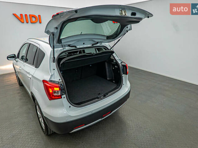 Сузуки СХ4, объемом двигателя 1.6 л и пробегом 128 тыс. км за 16464 $, фото 6 на Automoto.ua