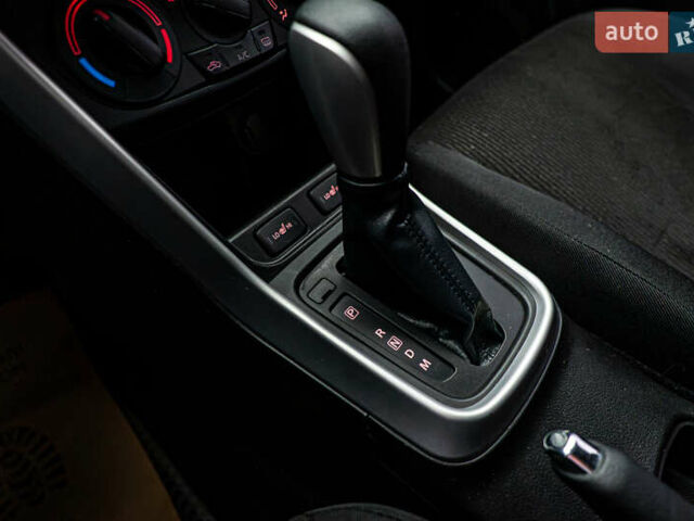 Сузукі СХ4, об'ємом двигуна 1.6 л та пробігом 90 тис. км за 16159 $, фото 14 на Automoto.ua