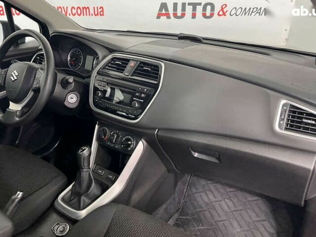 Сузуки СХ4, объемом двигателя 1.6 л и пробегом 25 тыс. км за 17950 $, фото 7 на Automoto.ua