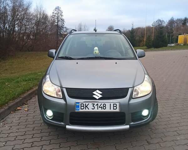 Серый Сузуки СХ4, объемом двигателя 1.56 л и пробегом 230 тыс. км за 6300 $, фото 4 на Automoto.ua