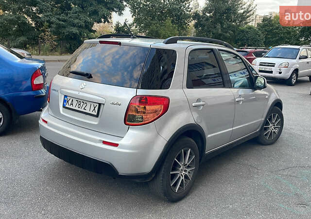 Сузуки СХ4 2007 в Киеве на Automoto.ua Серый Сузуки СХ4, объемом двигателя 1.6 л и пробегом 154 тыс. км за 6800 $, фото 2 на Automoto.ua