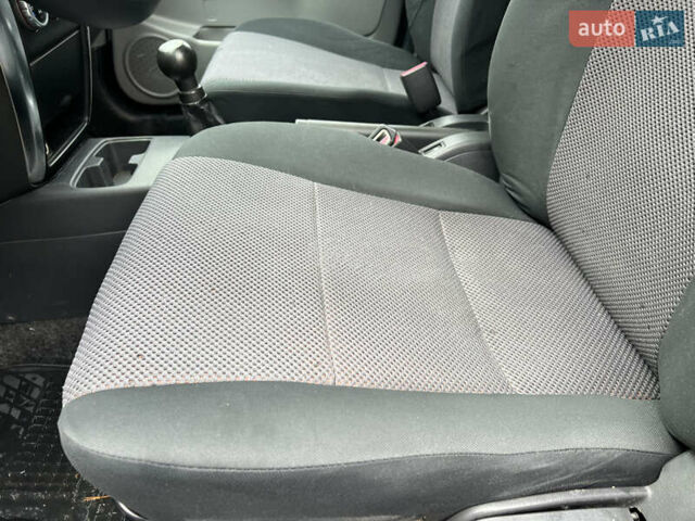 Серый Сузуки СХ4, объемом двигателя 1.59 л и пробегом 209 тыс. км за 5150 $, фото 17 на Automoto.ua