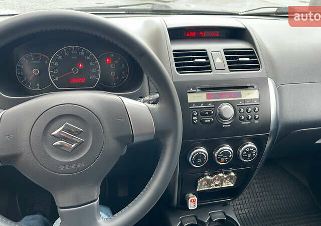 Сузуки СХ4 2007 в Киеве на Automoto.ua Серый Сузуки СХ4, объемом двигателя 1.6 л и пробегом 154 тыс. км за 6800 $, фото 11 на Automoto.ua